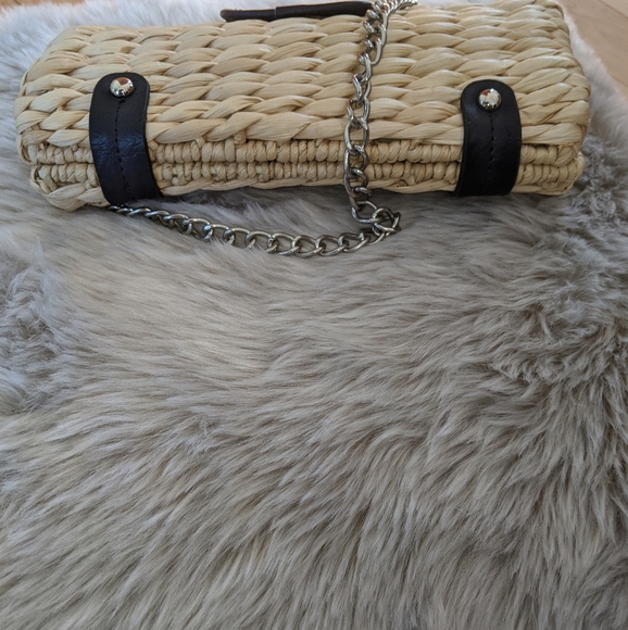 Boho Straw Hand Bag - Picture 4 of 7